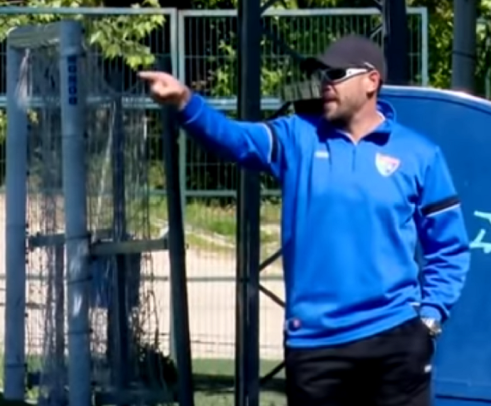 Valdes dobio otkaz zbog napada na Klajverta