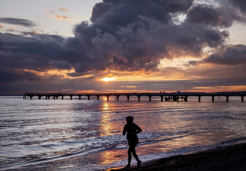 Bacio je pre 9 godina poruku u boci u okean! Konačno je stigao odgovor! (FOTO)