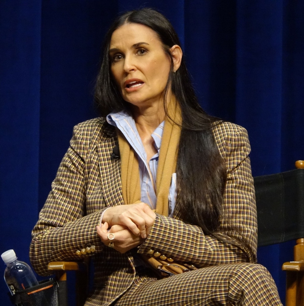 Otkriveno ko je muškarac koji je silovao Demi Mur sa samo 15 godina! Bogat je i poznat! (FOTO)