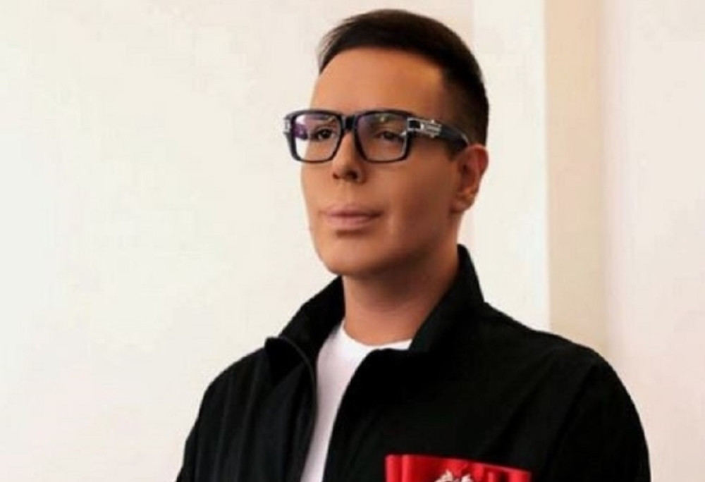 Racija u kući Mileta Jovanovskog, policija pretresa sve!