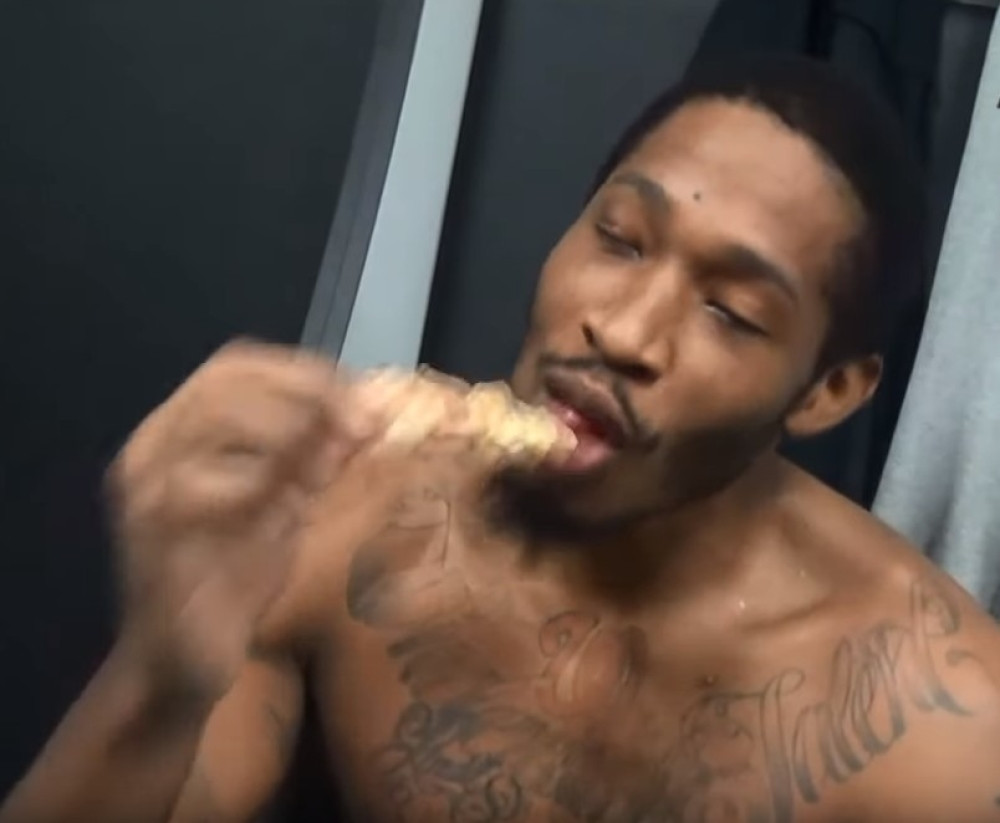 Odvalili se od roštilja, Partizanovi Amerikanci obožavaju ćevape i ražnjiće, leteće po terenu! (VIDEO)