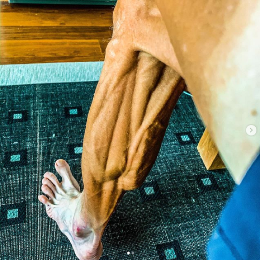 Slovenački biciklista fotografijom svoje noge zapalio ceo region! (FOTO)