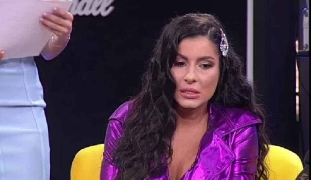 Pukla 30 prosečnih plata: Mia isleširala 15.000 evra za spot!