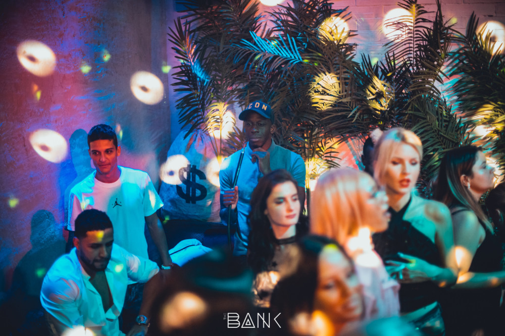 Poznate ličnosti se provodile u beogradskom klubu Bank koji važi za klub bez konkurencije