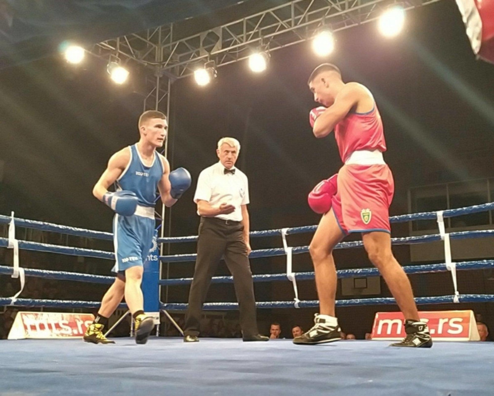 Loznica bacila na kolena Naisus! (VIDEO)