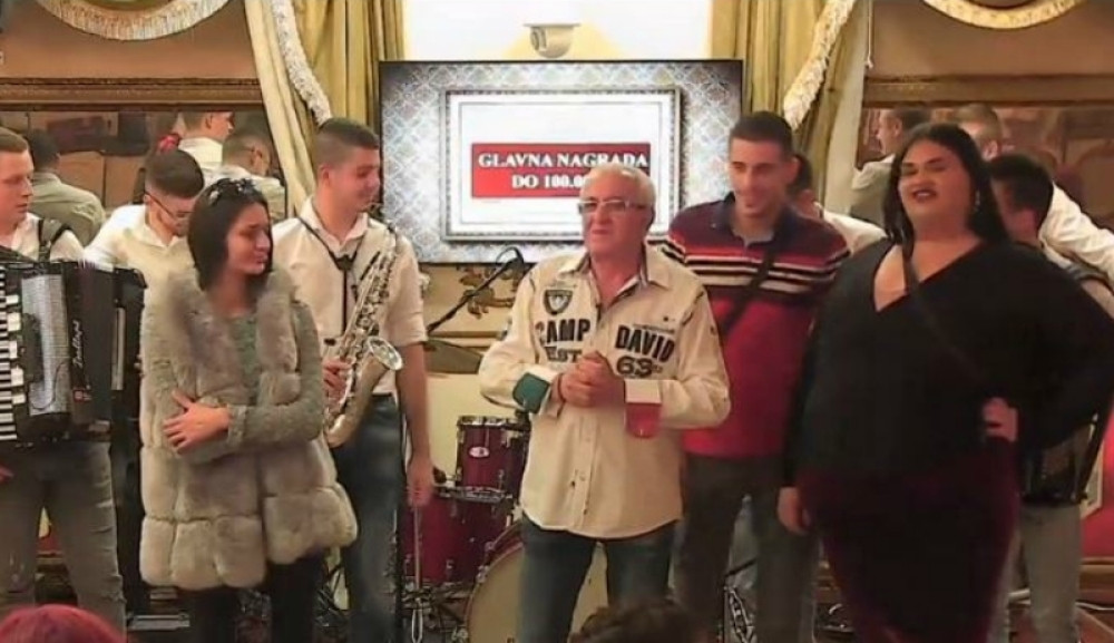 Nije mogla da sakrije suze, plakala kao kiša! Ukućani prebledeli od straha!