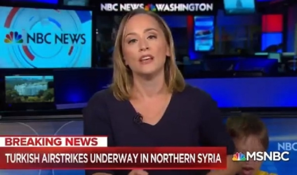 Novinarka izveštavala o ratu u Siriji, a onda se u studiju pojavio uljez! Snimak obišao svet! (VIDEO)