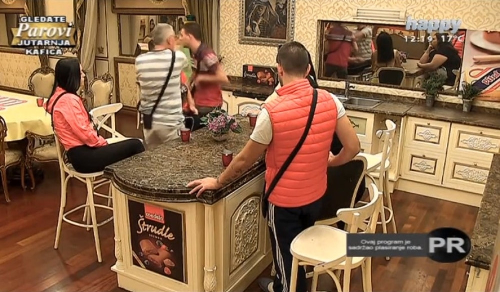 Starac Milojko išamarao Erinog unuka, hitno prekinut program! (VIDEO)