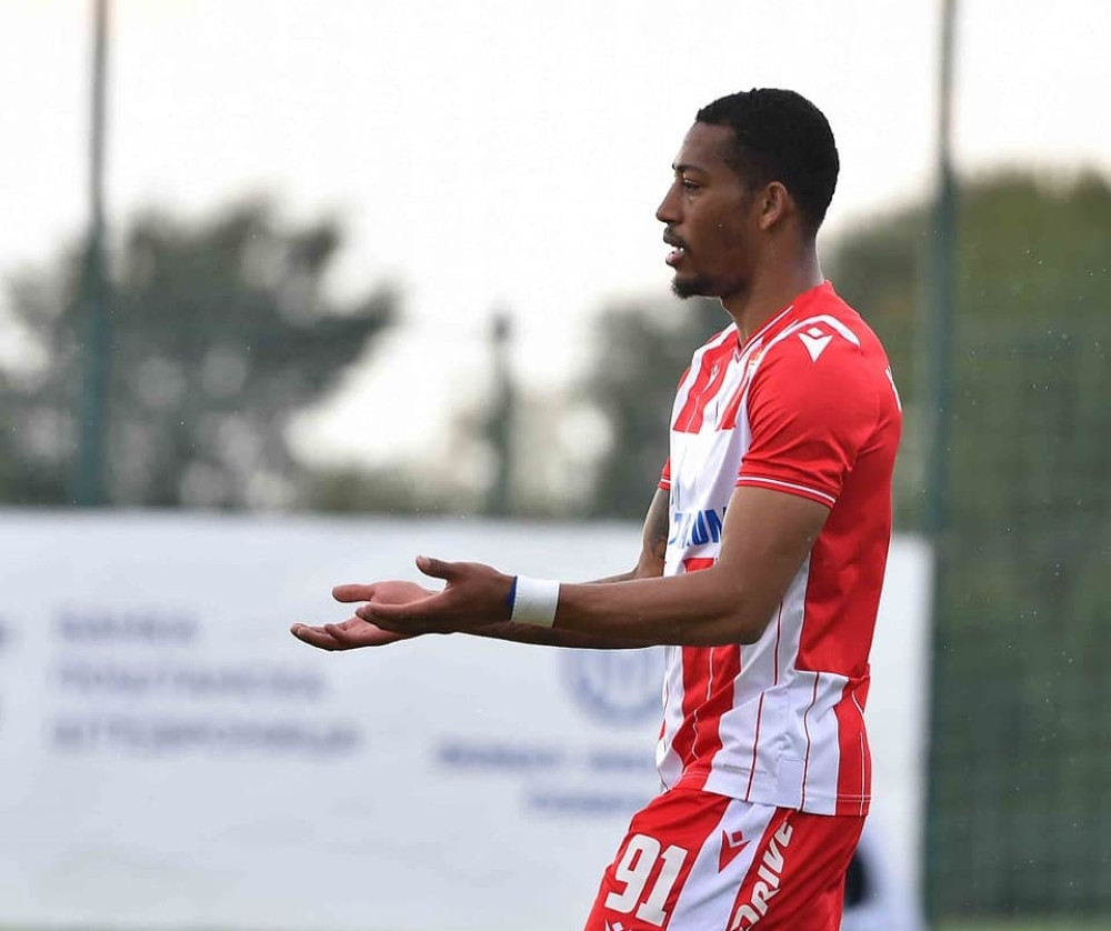 Nije mogao da ćuti, fudbaler Zvezde opleo po bivšem saigraču koji je omaložavao klub! Na kraju mu se i zahvalio!