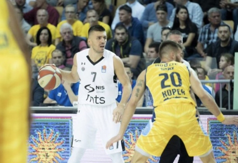 Trinkijeri besneo, vikao na igrače, na kraju potpuno neočekivan i ubedljiv poraz Partizana