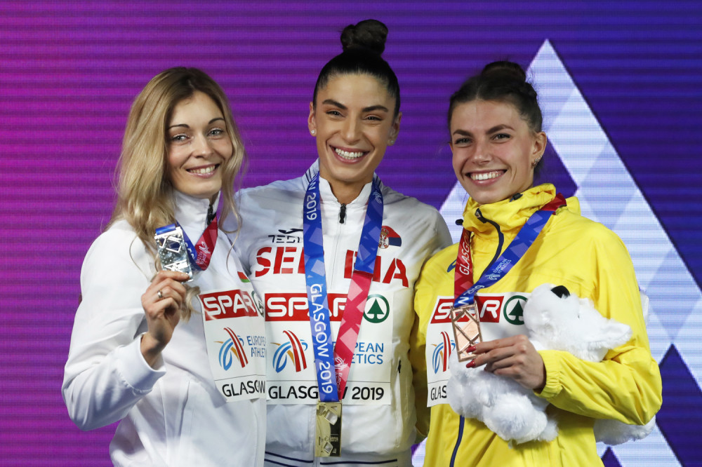 Čuveni par zacrtao cilj, ali nisu računali na Ivanu Španović (FOTO)