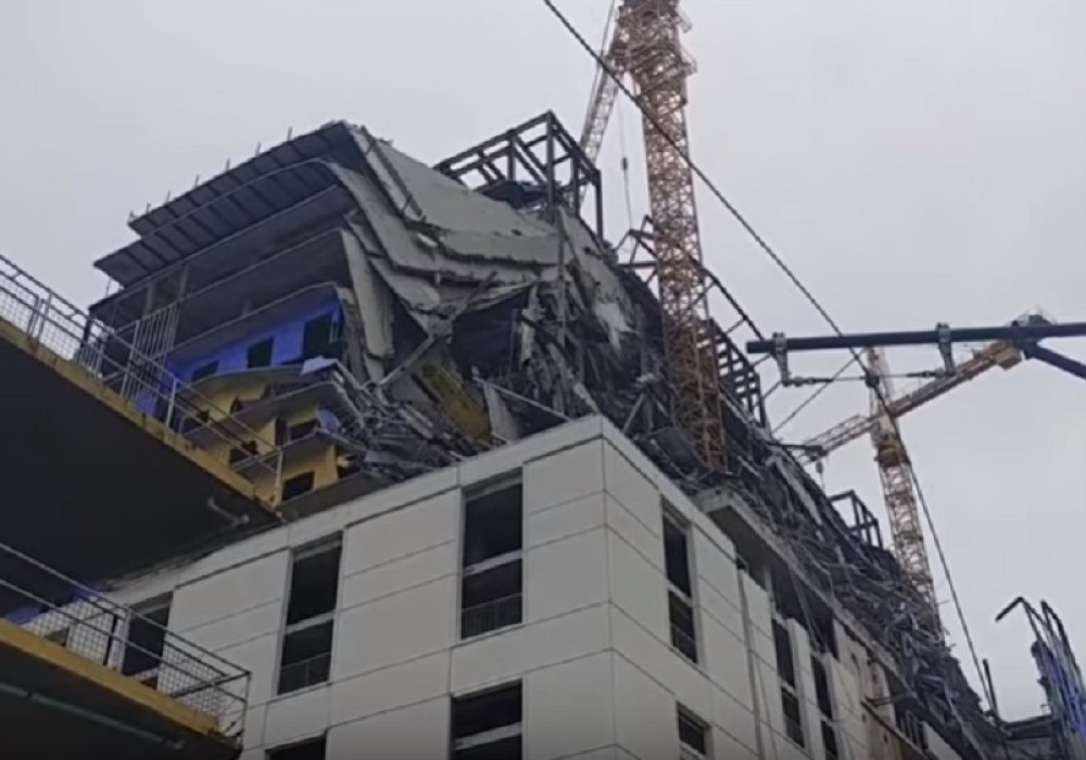 Srušio se deo poznatog hotela, ima mrtvih! (UZNEMIRUJUĆ VIDEO)