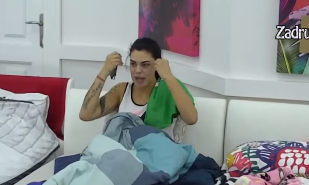 Mina Vrbaški krije da ima dete?! Tek sada ga spomenula, Tomović je sve čuo!