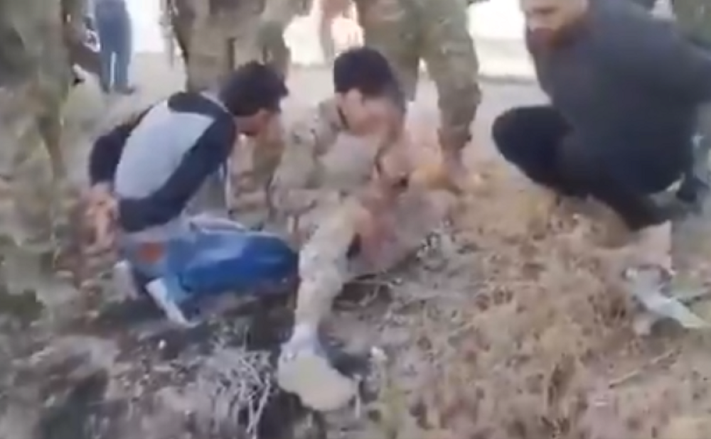 Turska vojska i džihadisti ubijaju i kolju sve pred sobom! (UZNEMIRUJUĆI VIDEO)