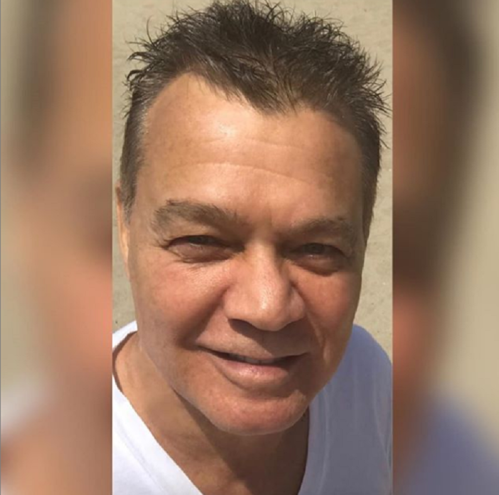 Preminuo Edi van Hejlen!