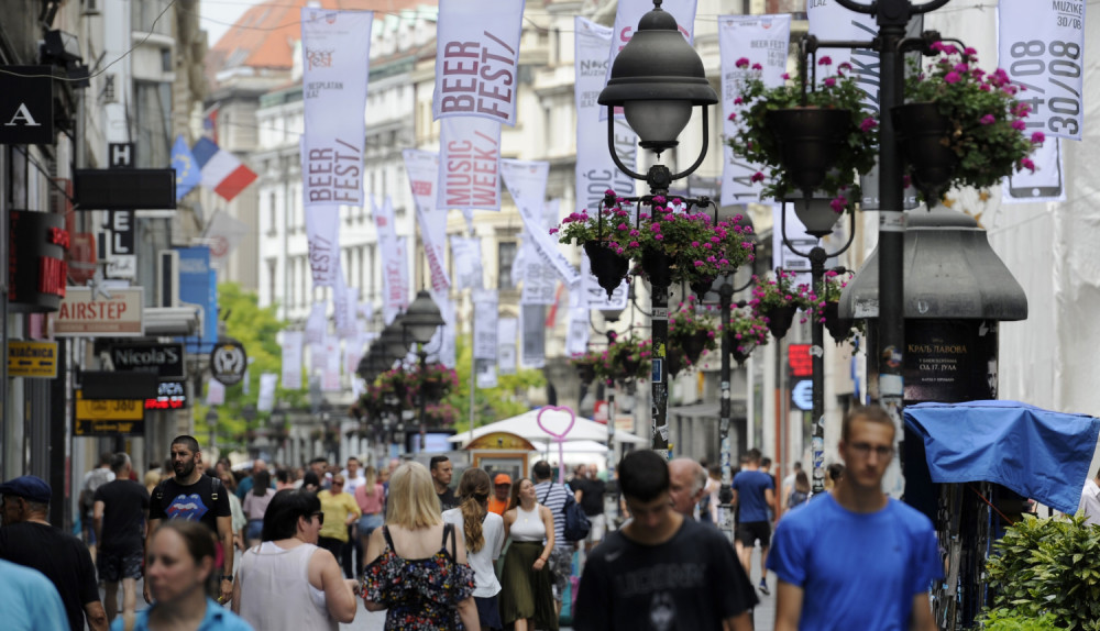 Na telefone im stizale poruke mrtvih prijatelja! Posle ovoga im njie bilo dobro!