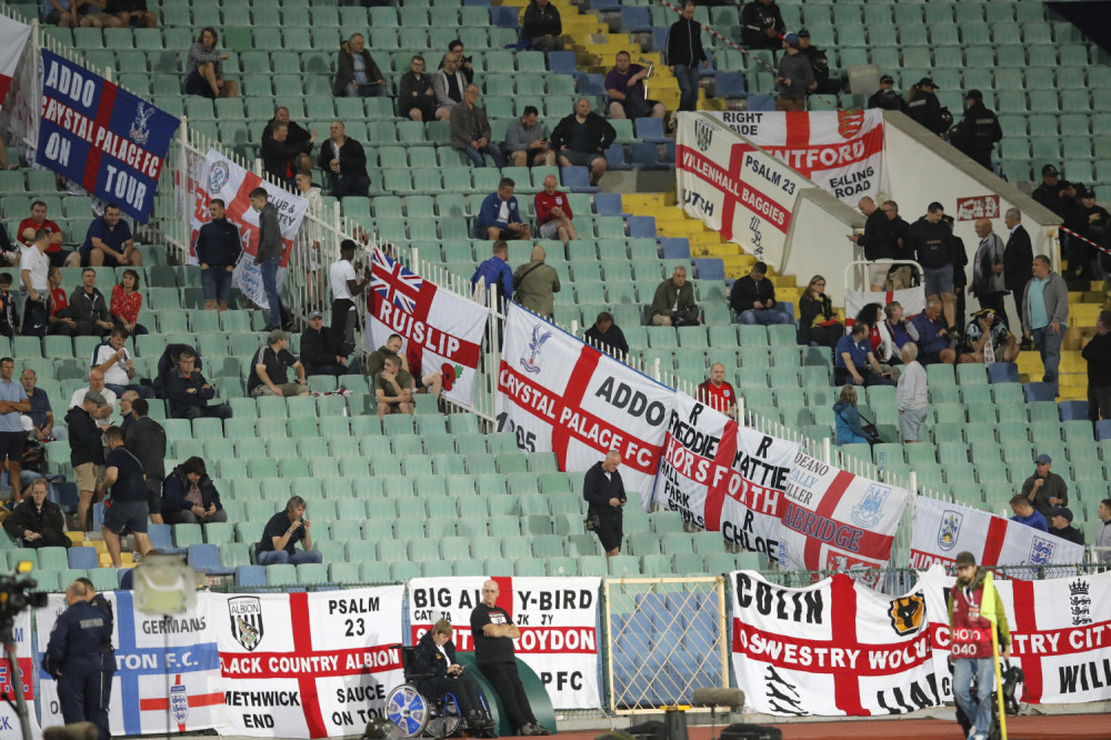 Agresivni navijač Engleske preminuo u Sofiji, bugarske vlasti ne znaju uzrok!