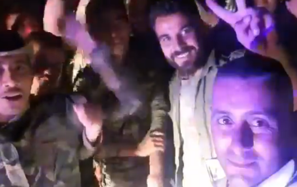 Potpuna euforija i slavlje na ulicama! Turcima klecaju kolena, nisu slutili na ovakav obrt! (VIDEO)