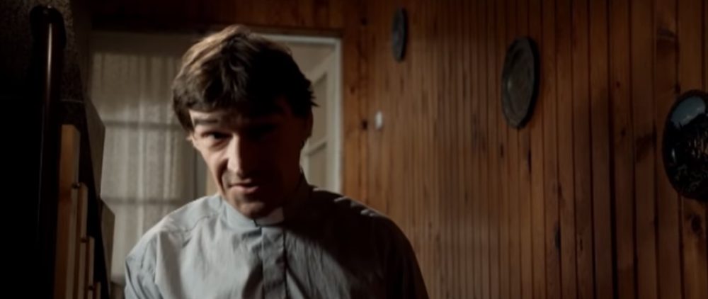 Poznati glumac stolicama gađao baletane?!