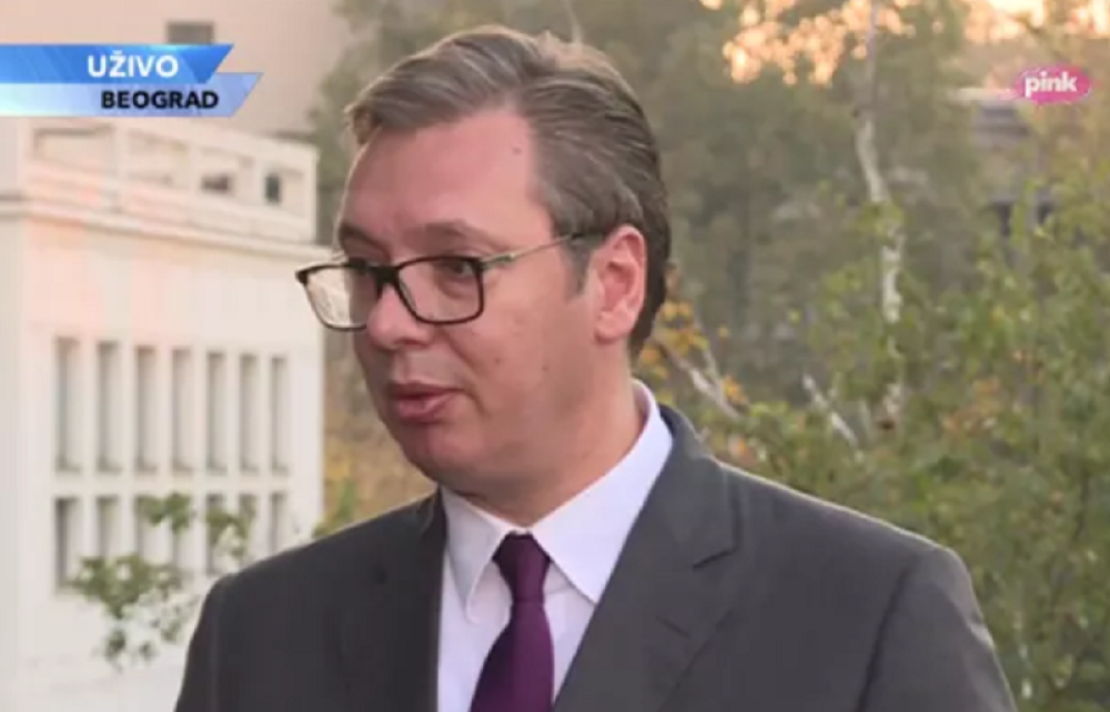 Užasna slika je poslata iz Beograda, da se spaljuju knjige i to knjiga koja nikoga ne vređa!