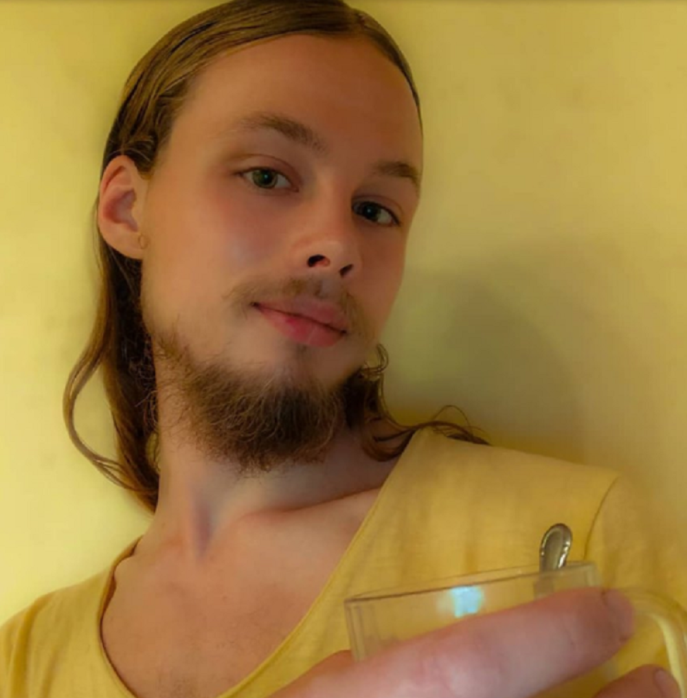 Sin alarmirao policiju, meštani nisu znali da osim oca na imanju iko više živi! (VIDEO)