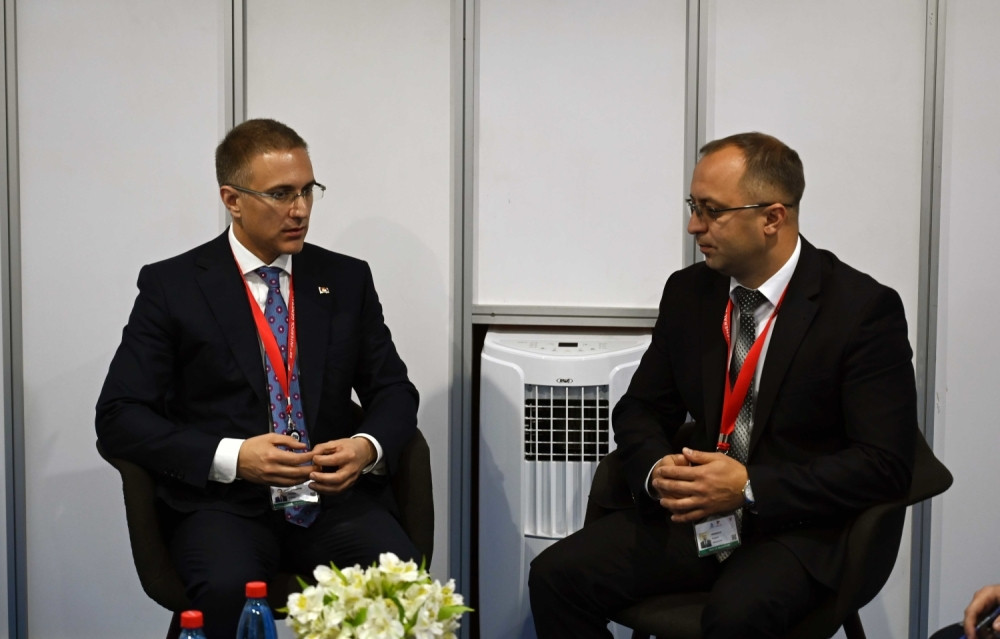 Stefanović sa šefovima delegacija Španije i Moldavije