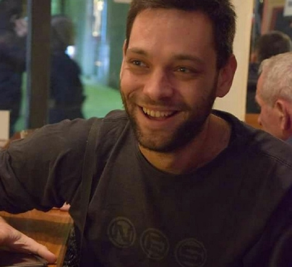 Hrvat oduševio Srbe! Jure (29) video ustaški grafit, pa uradio nešto vredno divljenja! (FOTO)