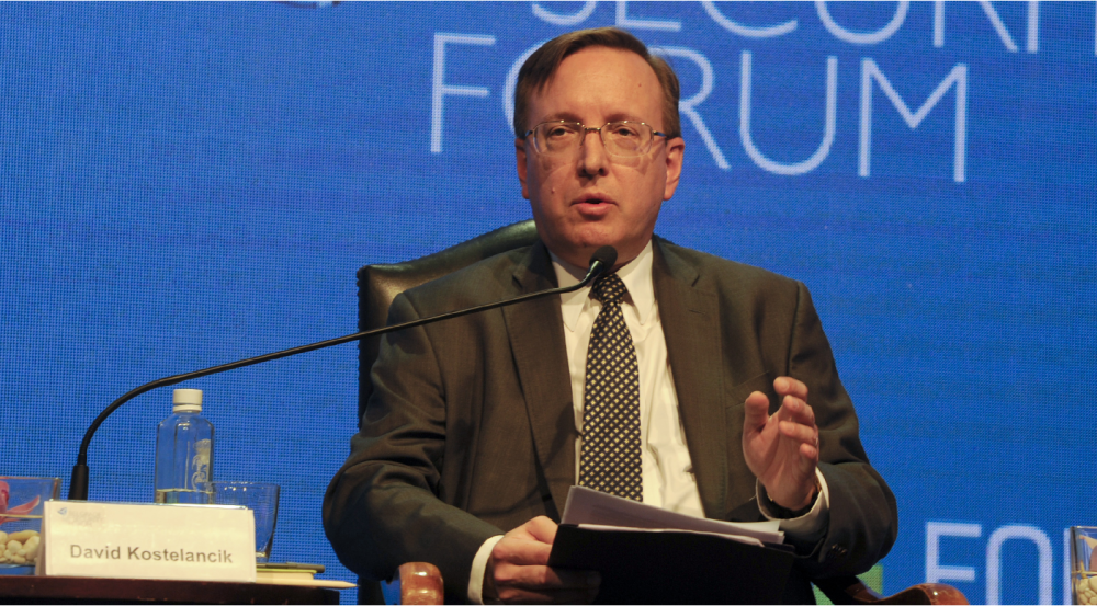 Čovek iz publike postavio nezgodno pitanje: Podržaćemo nezavisnost Teksasa! Zašto se SAD ne odreknu svoje teritorije kad već traže od Srbije da prizna Kosovo?!