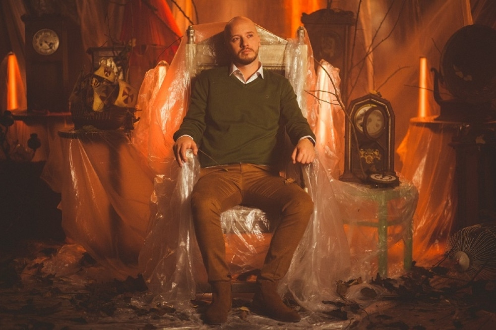 Mirko Plavšić posvetio pesmu pokojnoj majci! Suze će vam krenuti! (VIDEO)