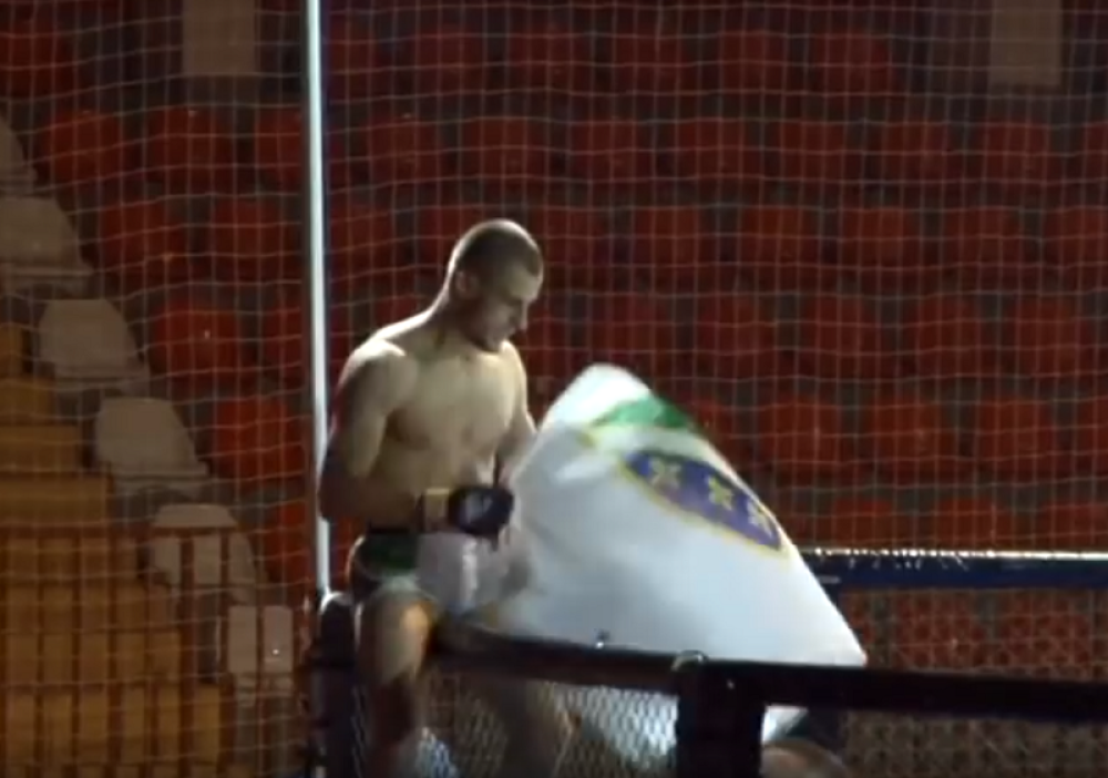 Kik-bokser "Sandžački lav" izrešetao sina pazarskog kralja džinsa Almina Starčanina!