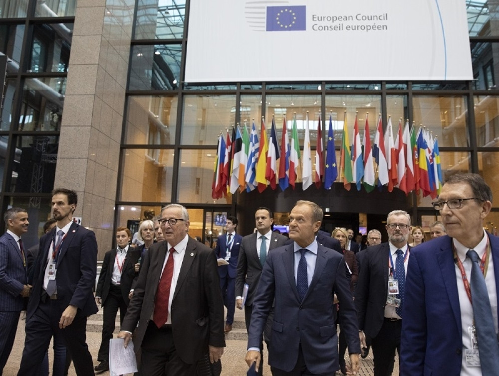 Zgrade u Briselu i Berlinu pod opsadom zbog čoveka koji je vladao Evropskom unijom