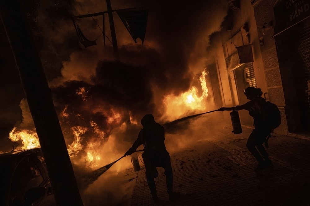 Evakuisan Vorner Bros studio zbog požara!