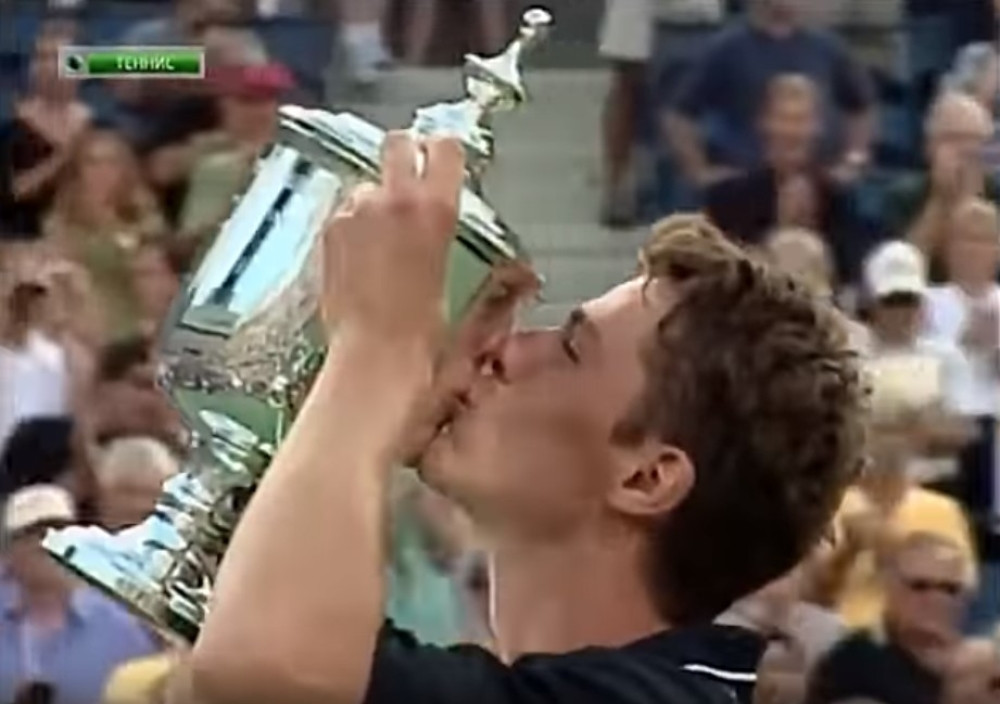 Legendarni Rus i višestruki Grend slem šampion igrao je finale Australijan opena mrtav pijan! (FOTO/VIDEO)