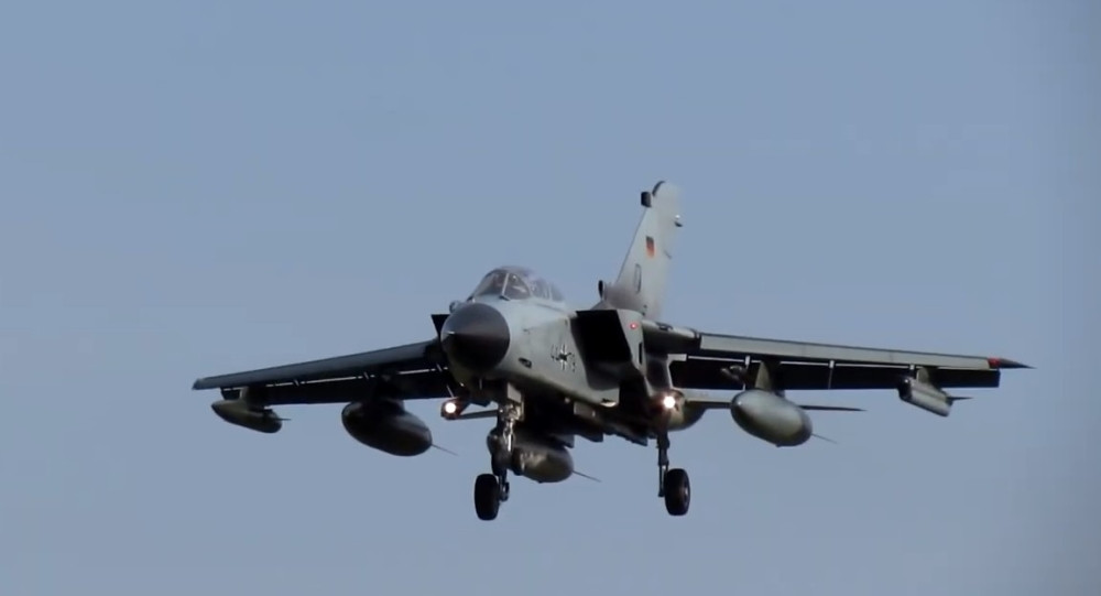 Nemački i italijanski piloti na obuci! Uče kako baciti nuklearne avio bombe na rusku vojsku! Isplivala i mapa gde se čuva atomsko oružje u Evropi!