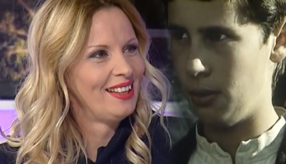 Sa 15 godina je igrala Virdžinu, bila je u rijalitiju i ima sina sa poznatim pevačem! Evo čime se danas bavi! (FOTO)