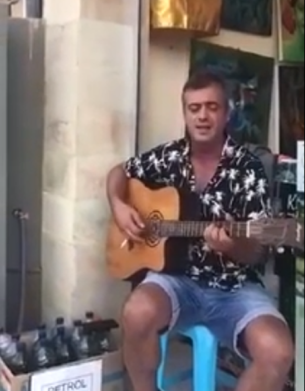 Pogledajte kako se zabavlja Trifunović zabavlja na Baliju! (VIDEO)