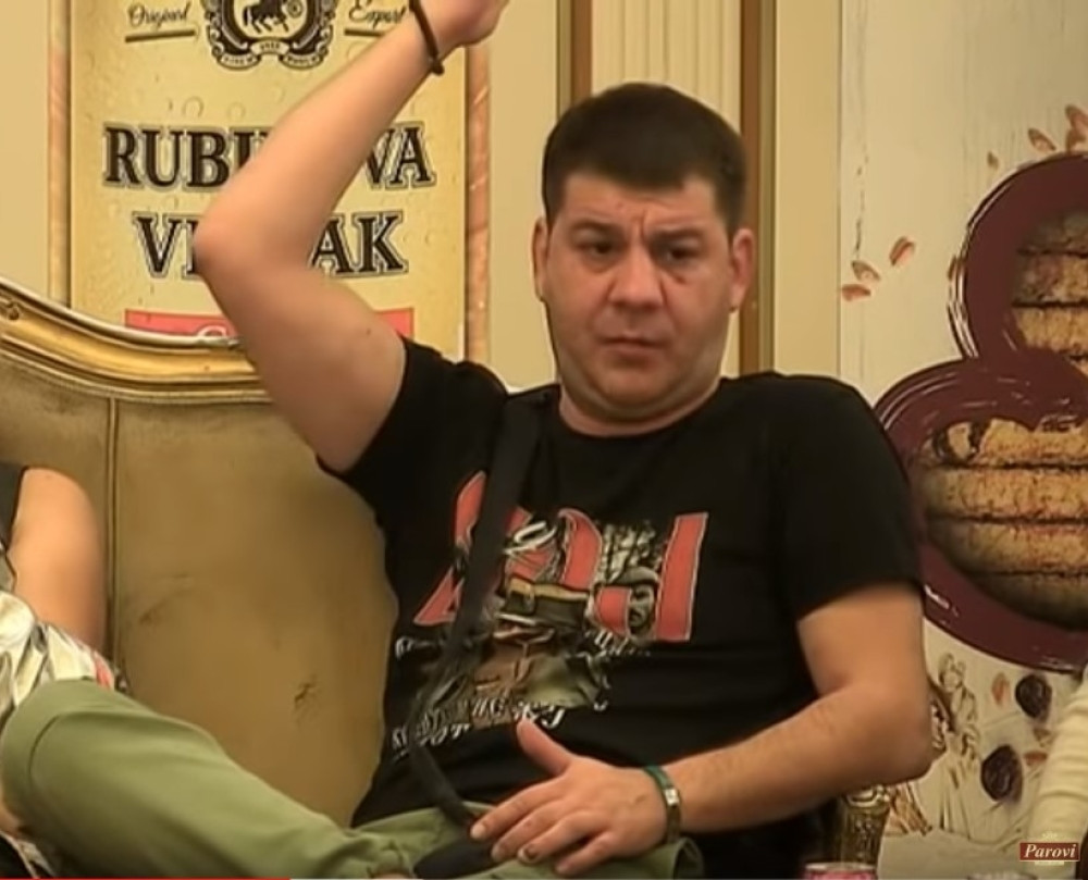 Isplivale poruke koje raskrinkavaju Ivana Marinkovića! Prebledeo od straha, pa počeo da preti! (VIDEO)