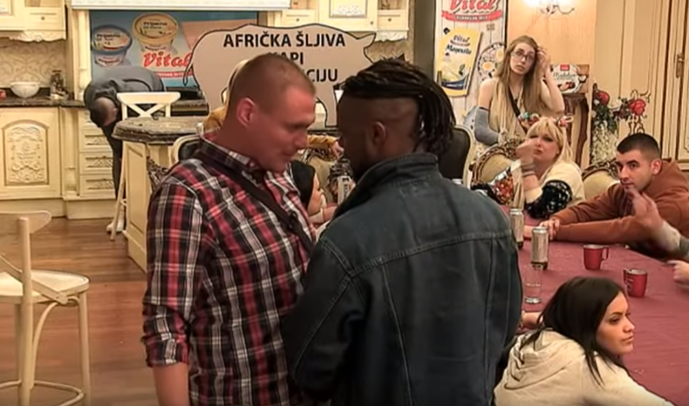 Jelena Maćić prekinula emisiju! Žestok napad na Mastora, odmah usledio neviđen haos! (VIDEO)