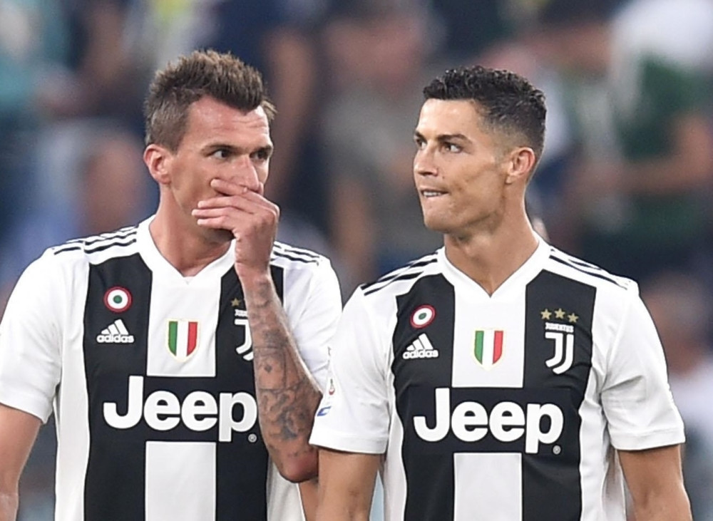 Fudbalskoj zvezdi je dosta Juventusa, odlazi za daleko manju platu u Englesku