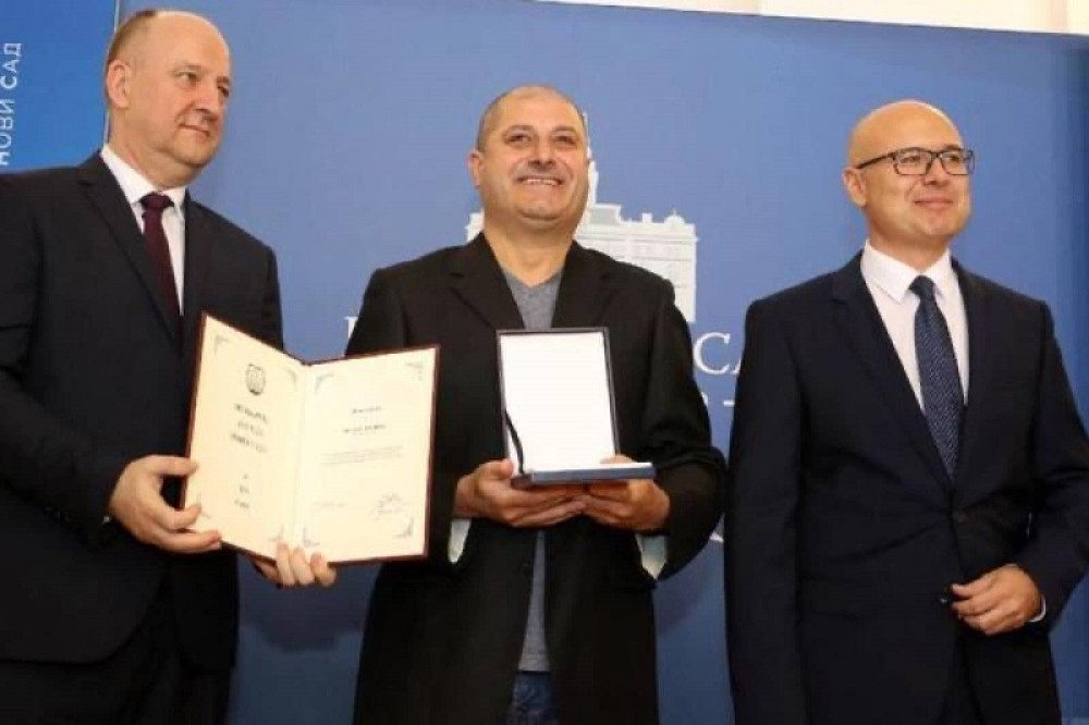 Vođa grupe Lovehanters dobio oktobarsku nagradu grada NS