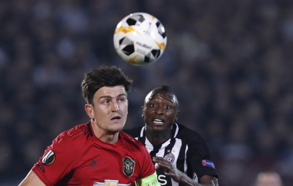 Urnebesna scena sa početka utakmice, Megvajer zaboravio da je kapiten Junajteda! (VIDEO)