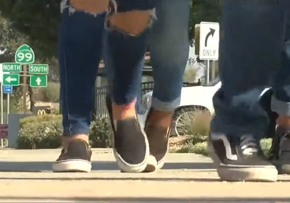 Policija uletela i napravila haos! Seks na sve strane u srednjoj školi. Direktor je krio jednu stvar (VIDEO)