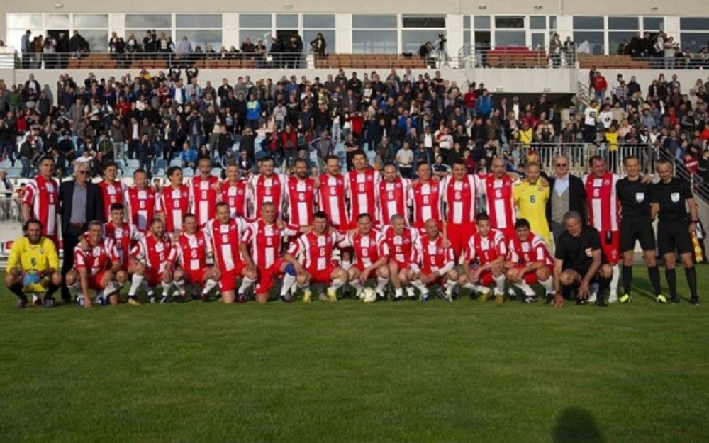 Velikani srpskog fudbala odigrali meč, evocirali uspomene i otkrili po čemu najviše pamte Zvezdinog kapitena (VIDEO)