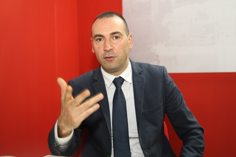 Marković: Ona misli da je narodu u Srbiji glup