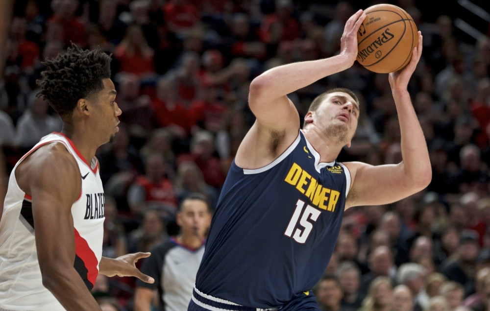 Zbog ovoga Amerikanci ismevaju Jokića?! Smatraju da uništava KOŠARKU! (VIDEO)