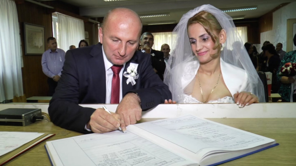 Milinko se oženio Albankom, a video ju je samo na slici!