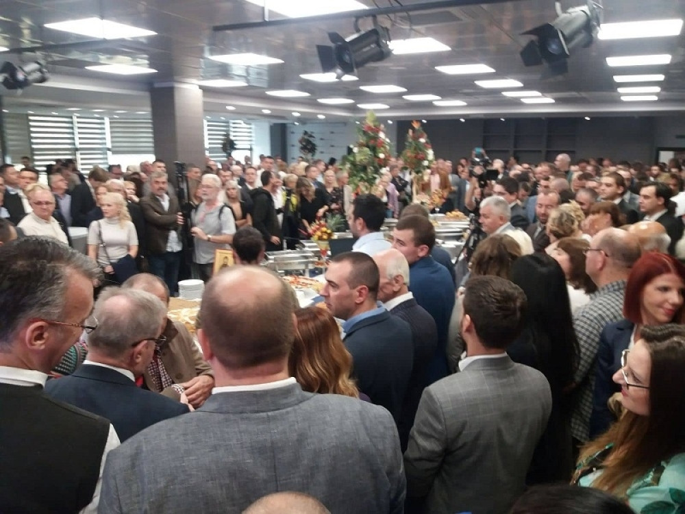 Obeležili slavu: Mi smo stranka običnih ljudi!