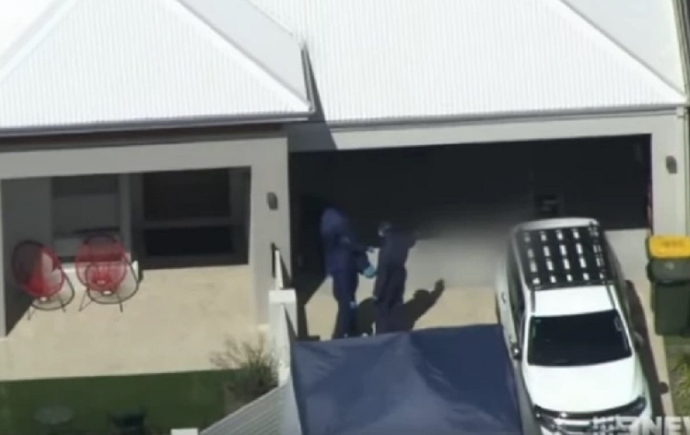 Komšije čule Nenadove krike! Miu (10) i Tianu (6) ubila majka?! (FOTO/ VIDEO)