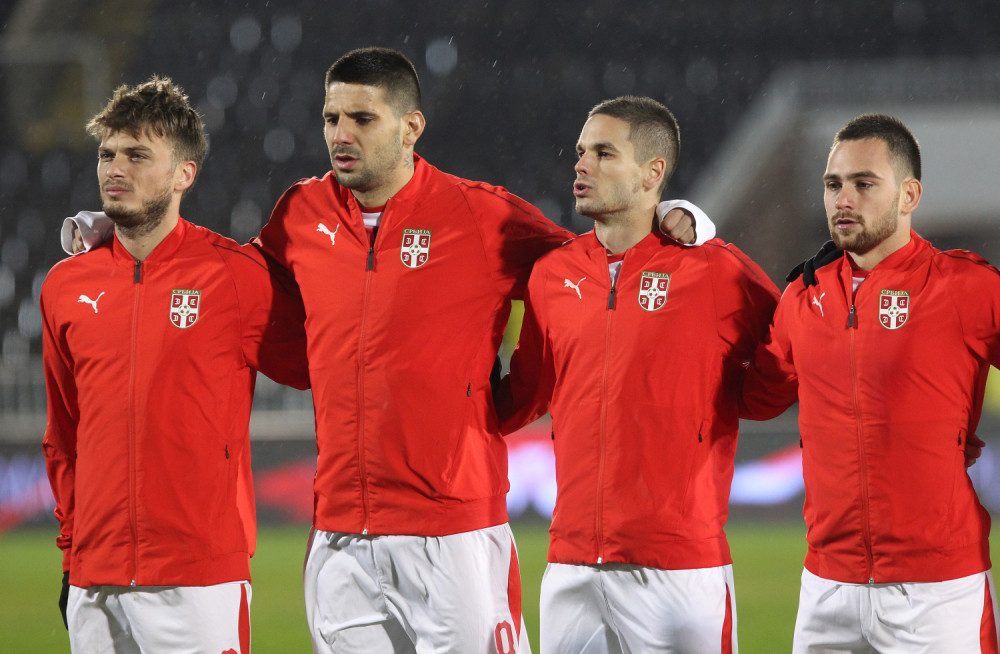 Čestitke od srca stižu, uveliko se slavi, a ime naslednika bukvalno znači - "dar božiji" (FOTO)