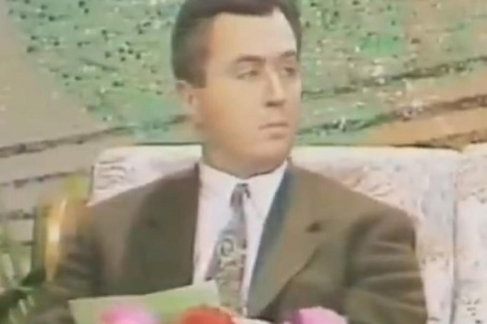 Na slici nije šef Crne Gore, a liče kao jaje jajetu! Nikada nećete pogoditi o kome se radi! (FOTO)